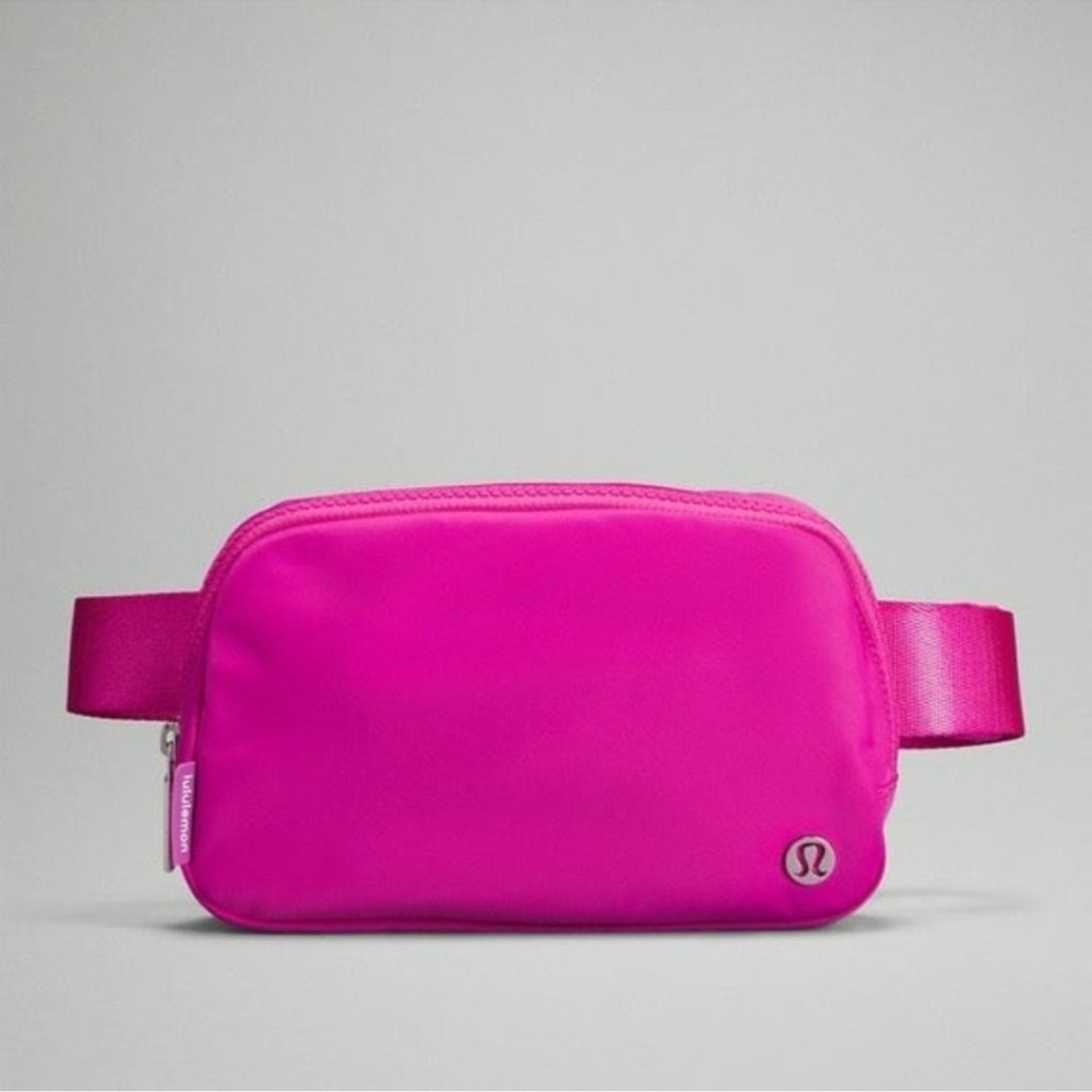 Lululemon belt bag